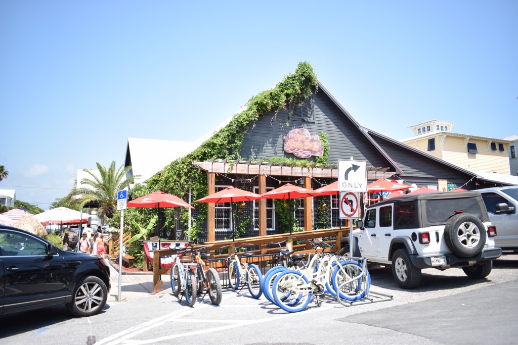 The red Bar